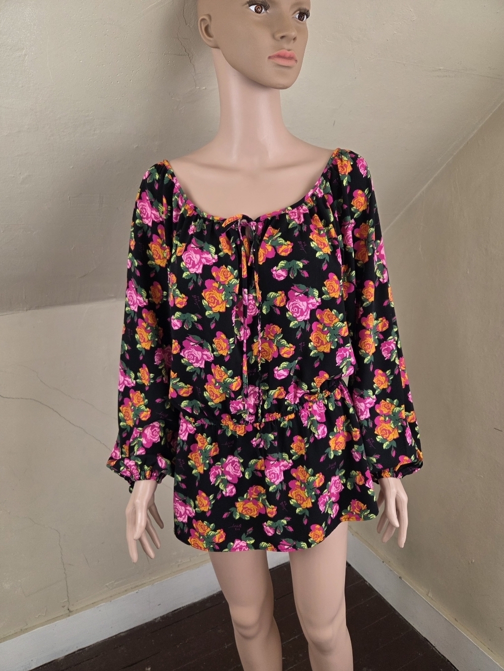 Betsey Johnson Floral Peasant Blouse Boho Top Black Pink Roses Long Sleeve L‎